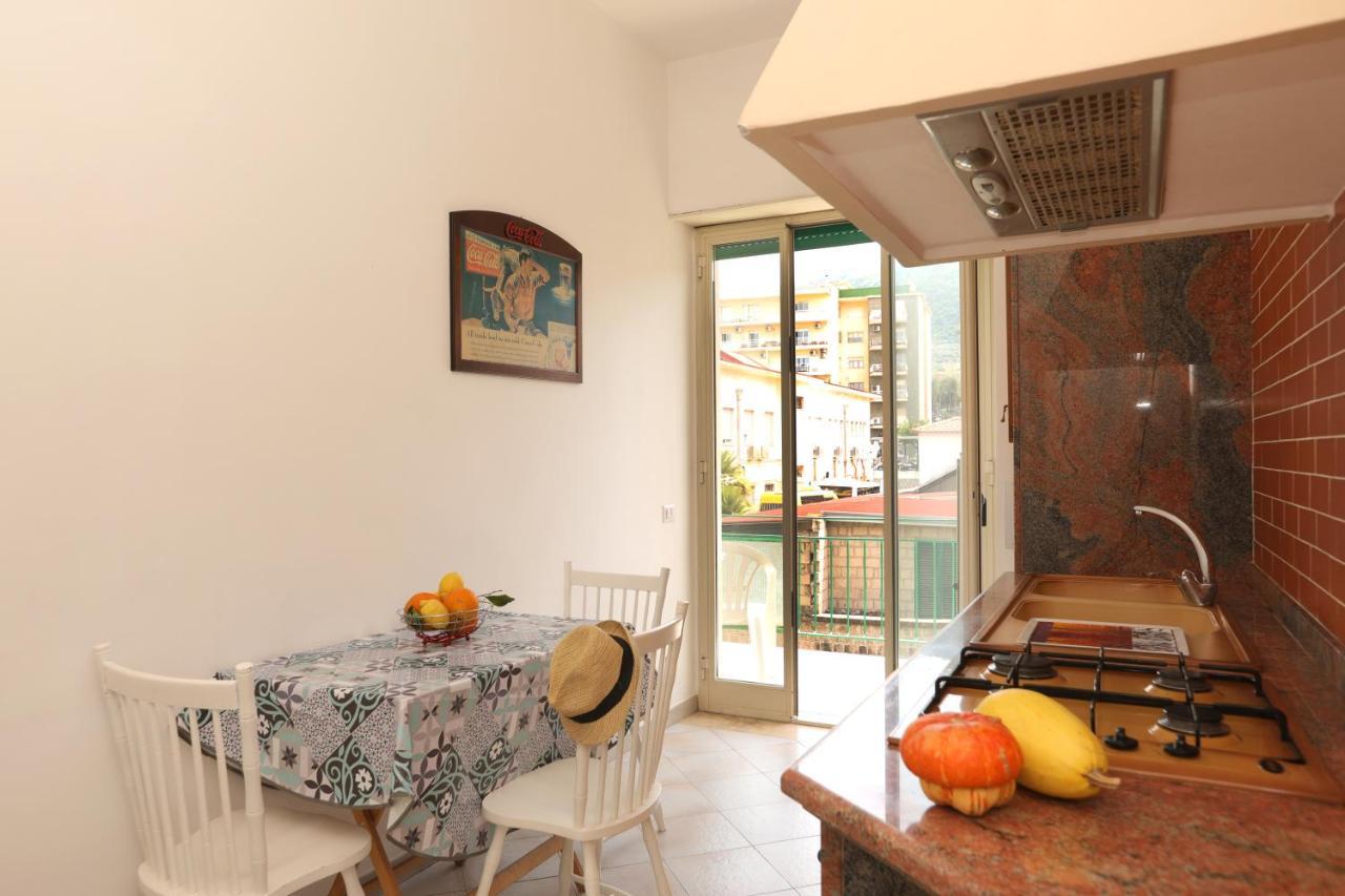 Estate4Home - Casa Pina Сорренто Экстерьер фото