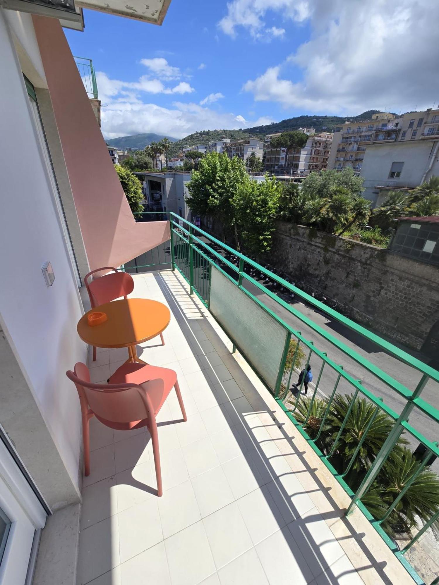 Estate4Home - Casa Pina Сорренто Экстерьер фото